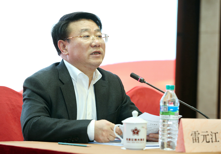 江西省政協(xié)副主席、省工商聯(lián)主席雷元江.JPG