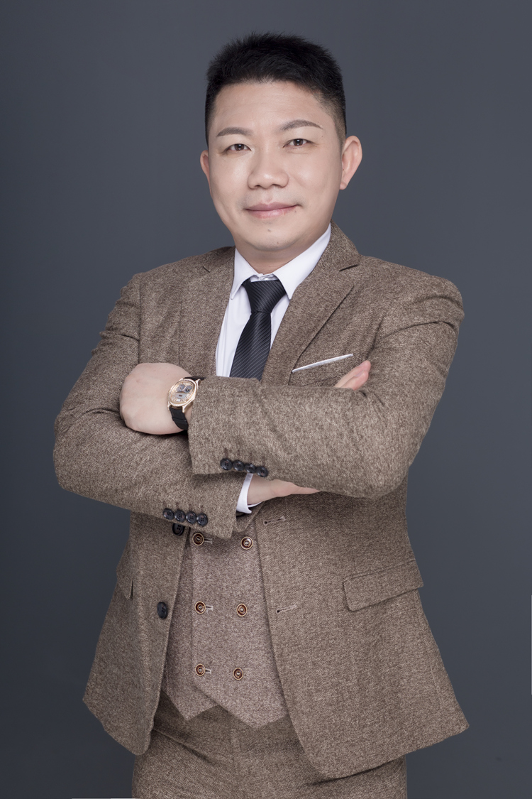 119阮國(guó)忠  副會(huì)長(zhǎng)  北京錦鐘律師事務(wù)所主任.jpg